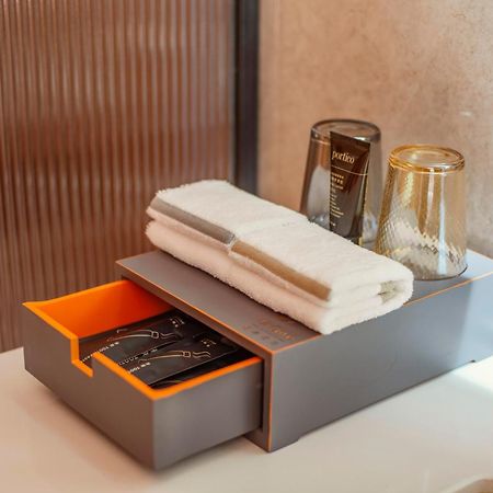 Urcove By Hyatt Futian Cbd Hotell Shenzhen Exteriör bild