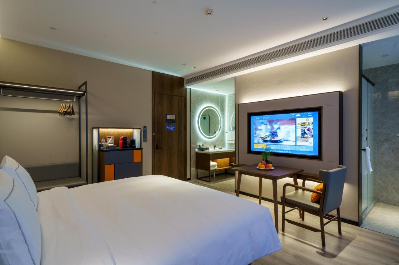 Urcove By Hyatt Futian Cbd Hotell Shenzhen Exteriör bild