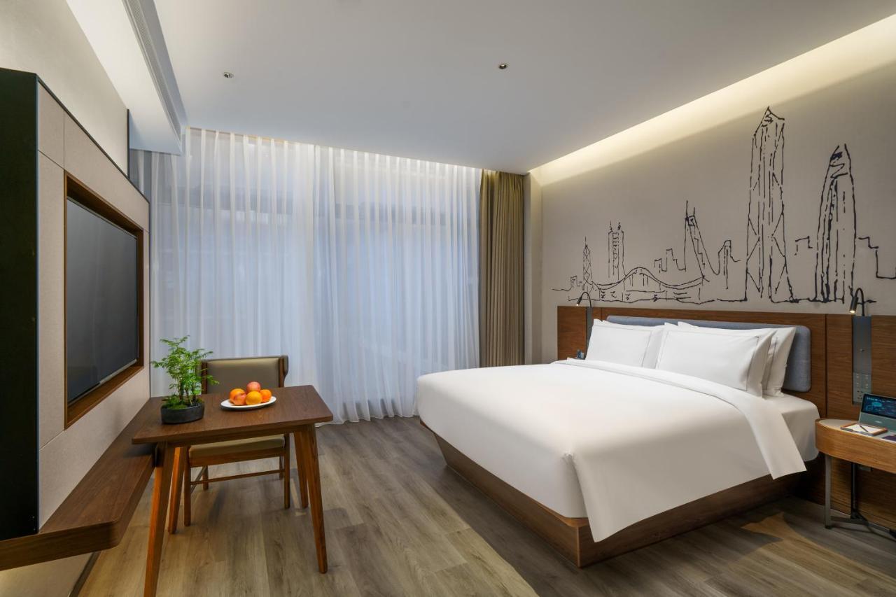Urcove By Hyatt Futian Cbd Hotell Shenzhen Exteriör bild