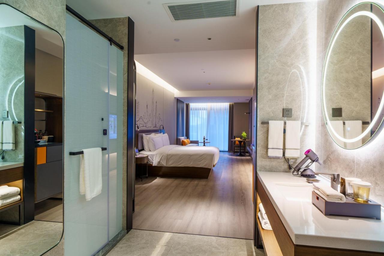 Urcove By Hyatt Futian Cbd Hotell Shenzhen Exteriör bild