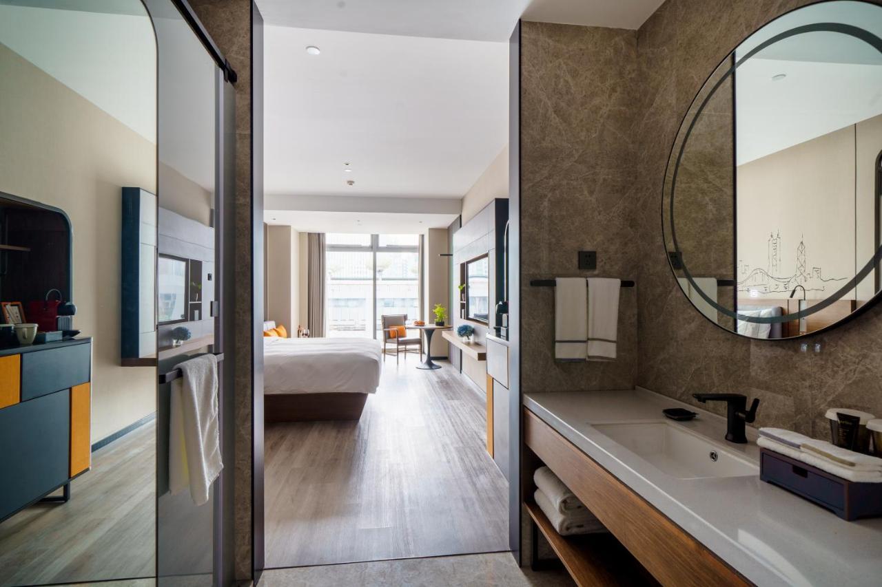 Urcove By Hyatt Futian Cbd Hotell Shenzhen Exteriör bild